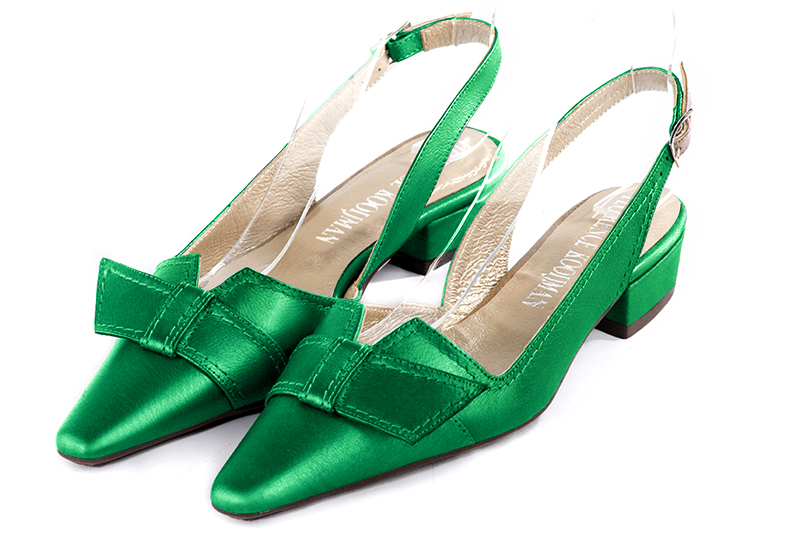 Emerald green women's open back shoes, with a knot. Tapered toe. Low block heels. Front view - Florence KOOIJMAN
